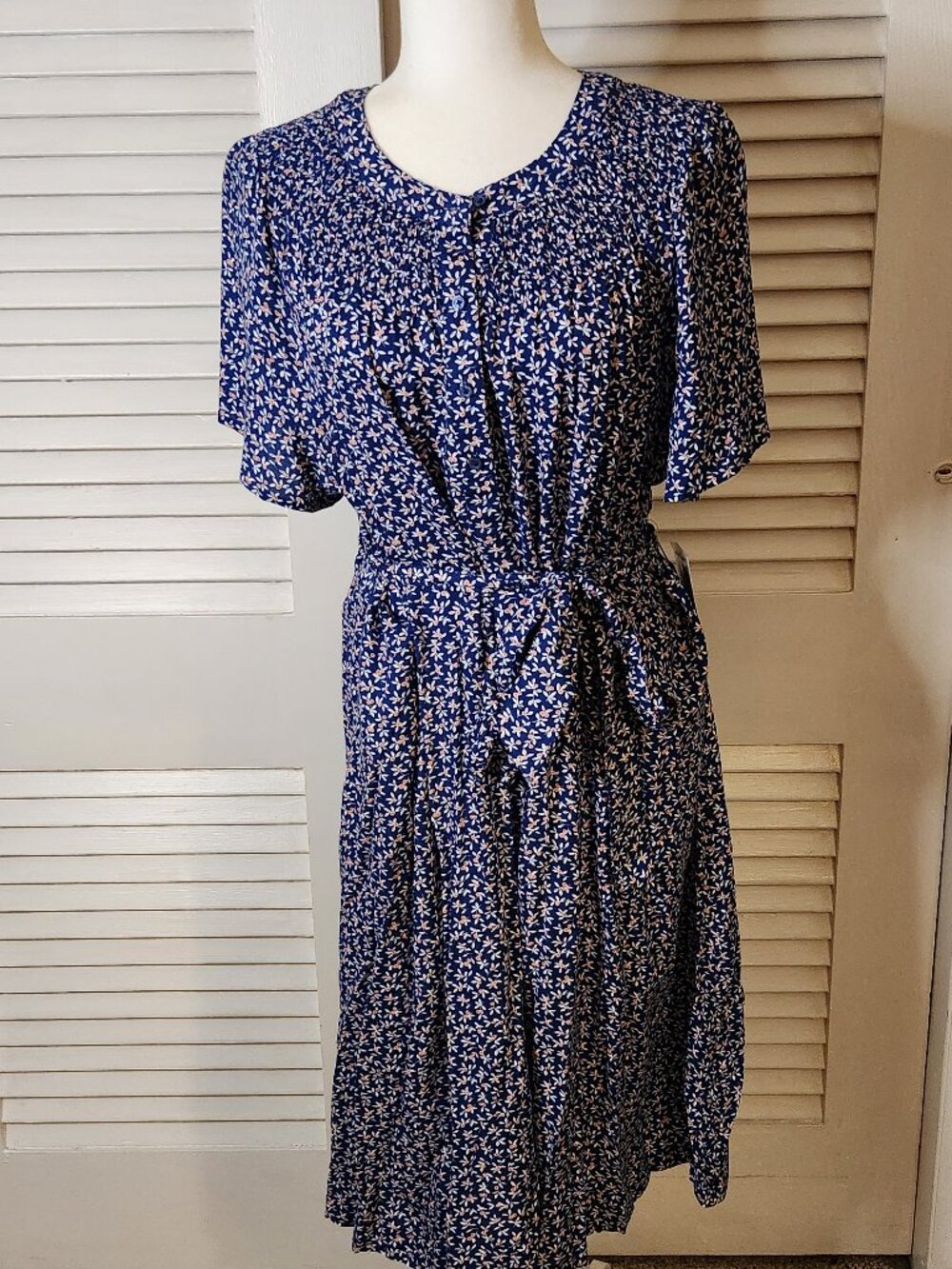 NWT Brand New Croft & Barrow Royal Blue & Tiny white flowers Midi Length XXL